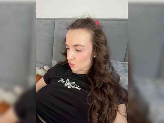 ChloeMeow webcam