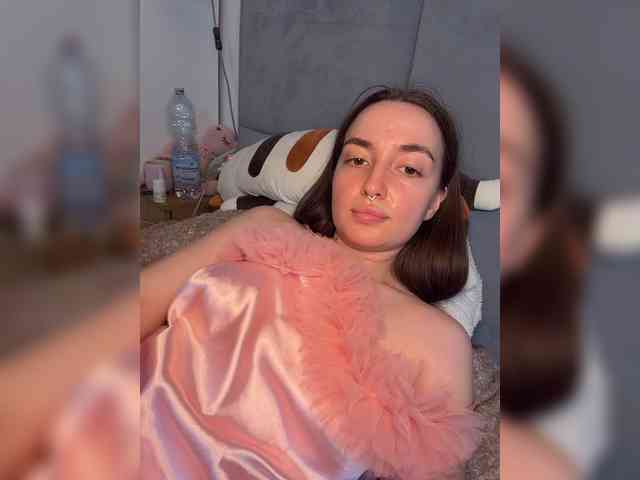 ChloeMeow webcam