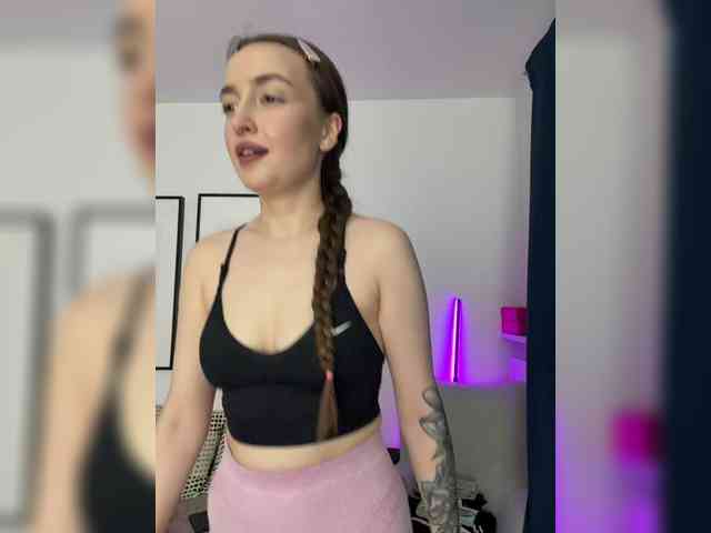 ChloeMeow webcam