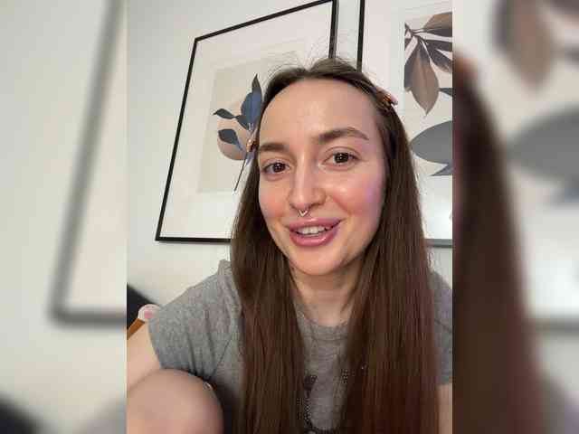 ChloeMeow webcam