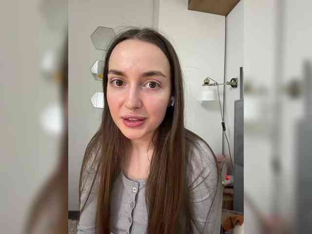 ChloeMeow webcam