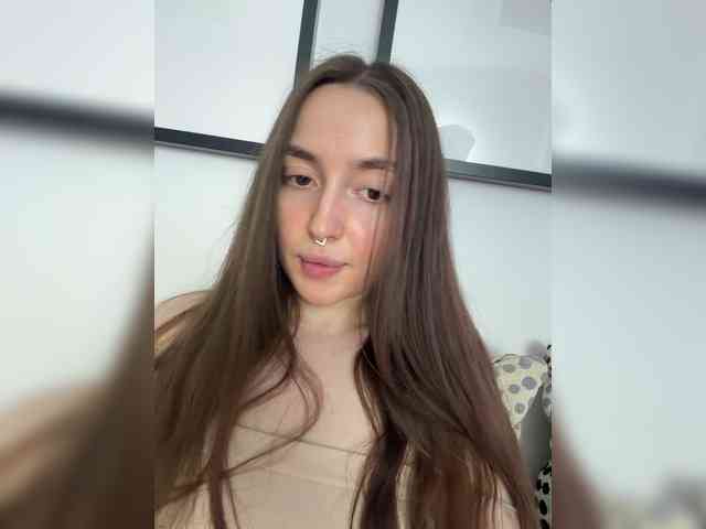 ChloeMeow webcam