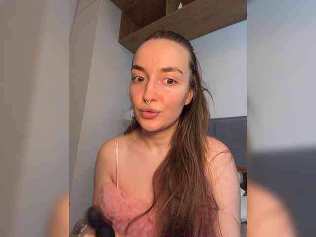 ChloeMeow webcam