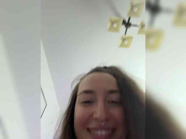 ChloeMeow webcam