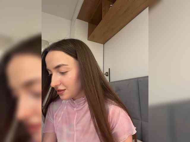 ChloeMeow webcam