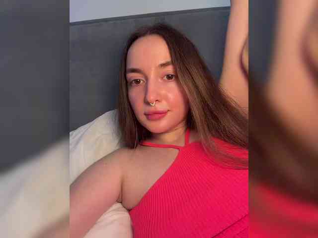 ChloeMeow webcam