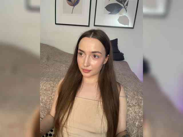 ChloeMeow webcam