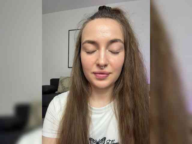 ChloeMeow webcam