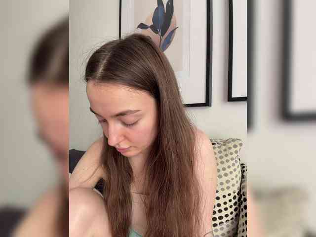 ChloeMeow webcam