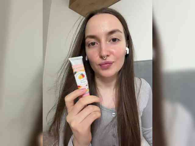 ChloeMeow webcam