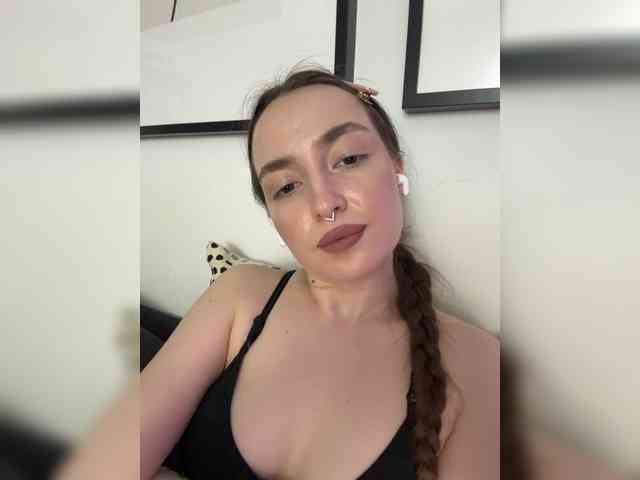 ChloeMeow webcam