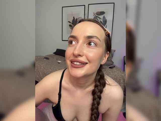ChloeMeow webcam
