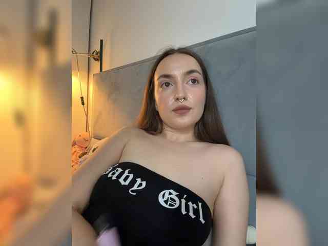 ChloeMeow webcam