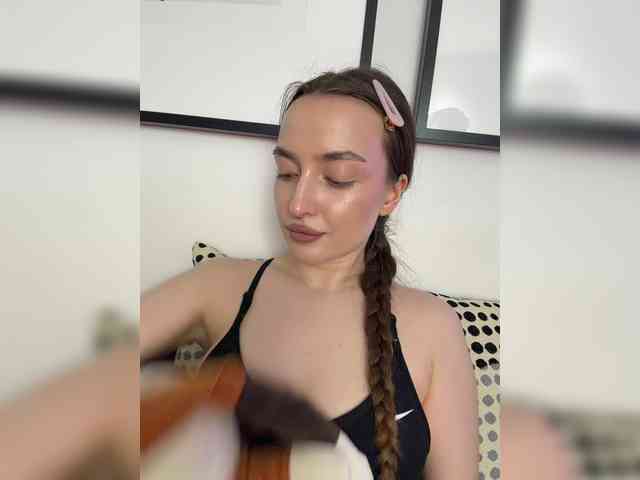 ChloeMeow webcam