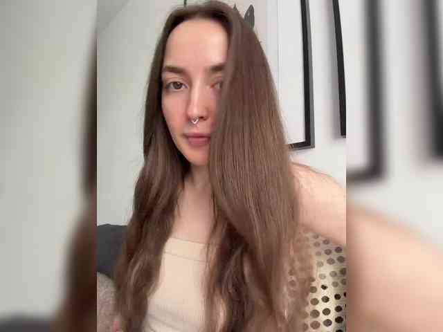 ChloeMeow webcam