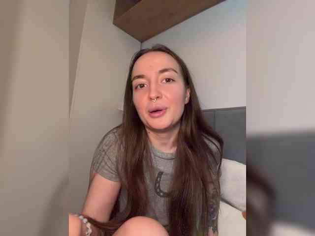 ChloeMeow webcam