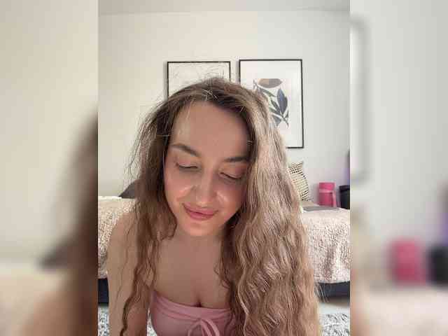 ChloeMeow webcam