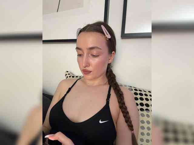 ChloeMeow webcam