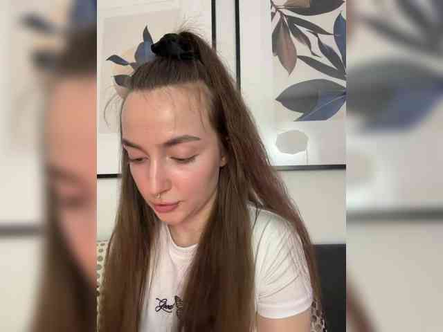 ChloeMeow webcam