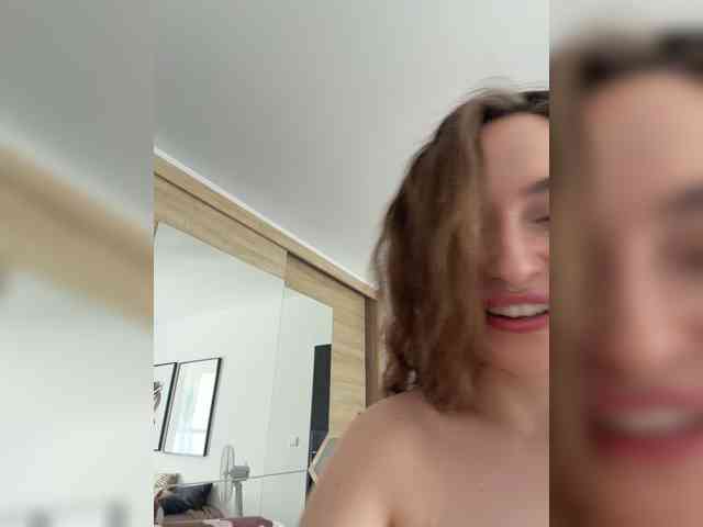 ChloeMeow webcam