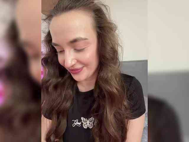 ChloeMeow webcam