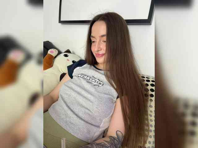 ChloeMeow webcam