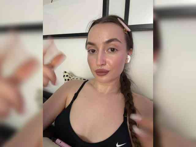 ChloeMeow webcam