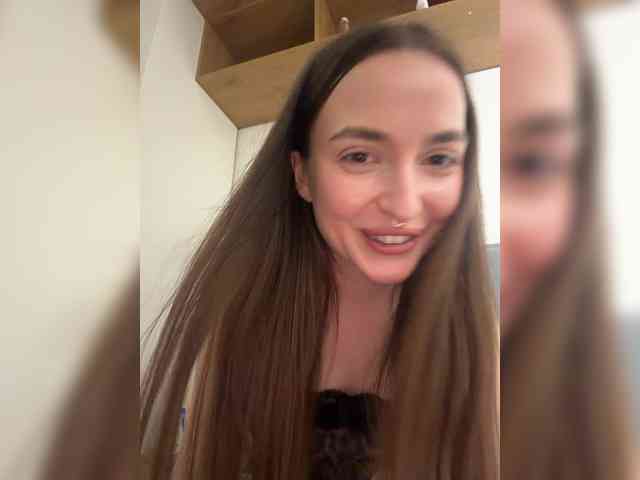 ChloeMeow webcam