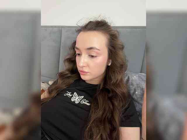ChloeMeow webcam