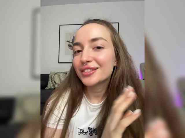 ChloeMeow webcam