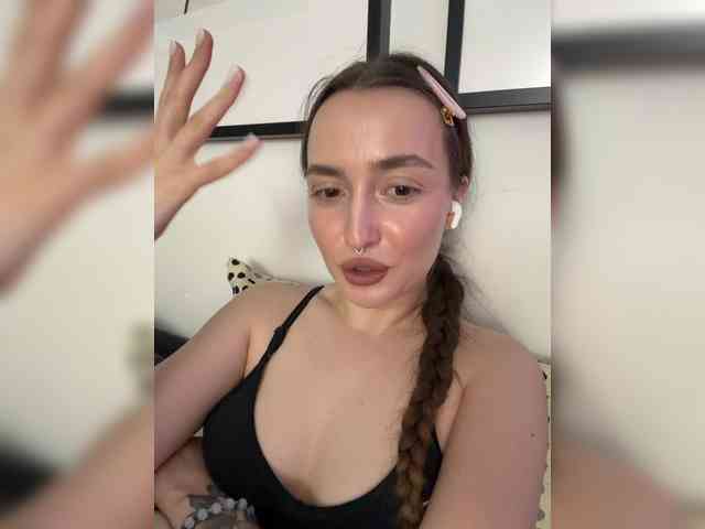 ChloeMeow webcam