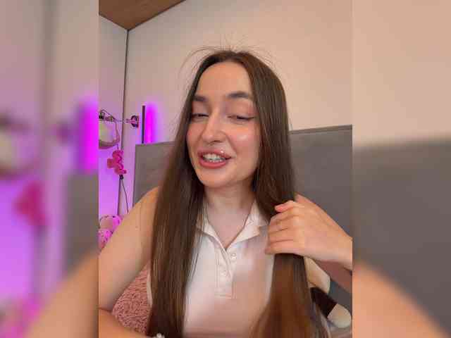 ChloeMeow webcam