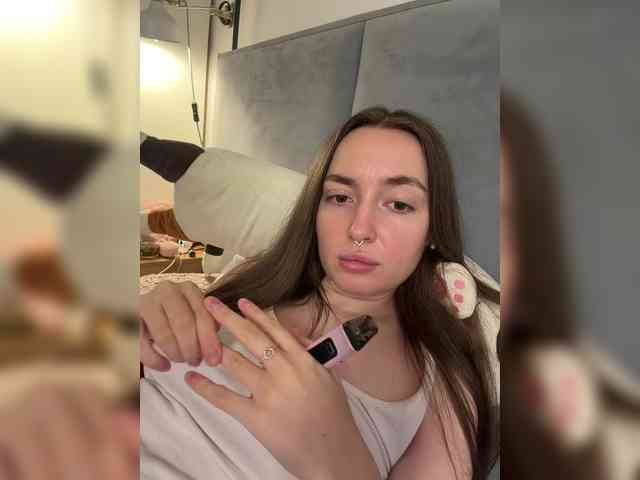 ChloeMeow webcam