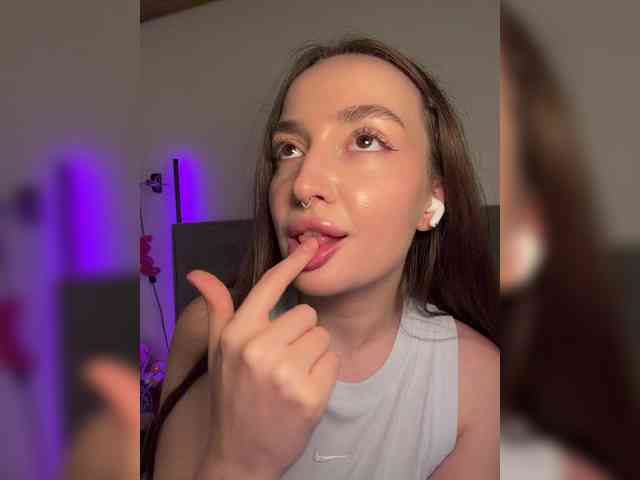 ChloeMeow webcam