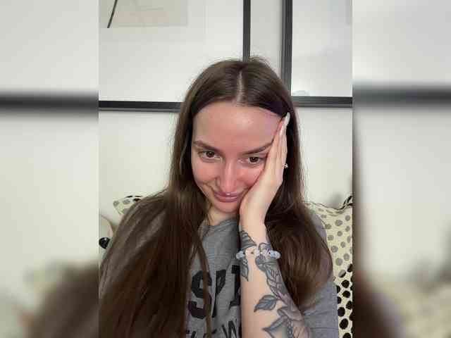 ChloeMeow webcam