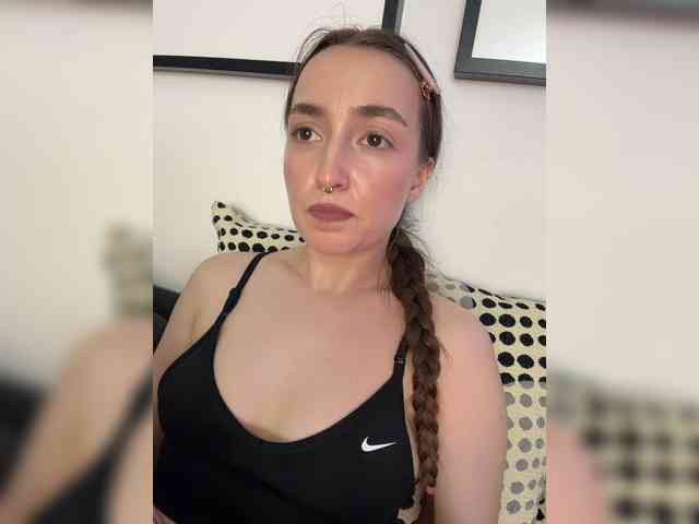 ChloeMeow webcam