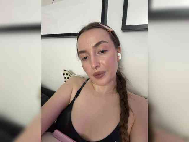 ChloeMeow webcam