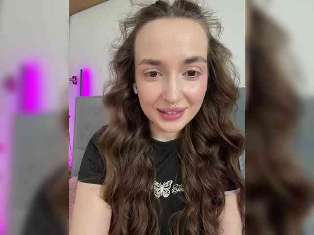 ChloeMeow webcam