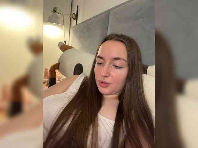 ChloeMeow webcam