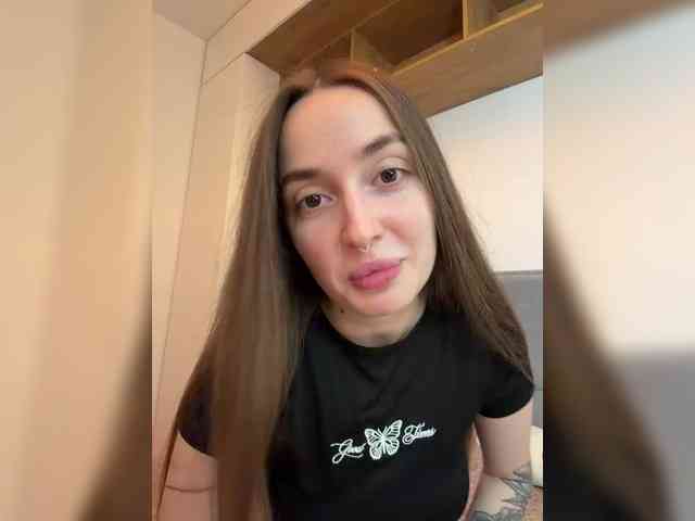 ChloeMeow webcam