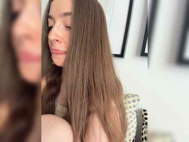 ChloeMeow webcam