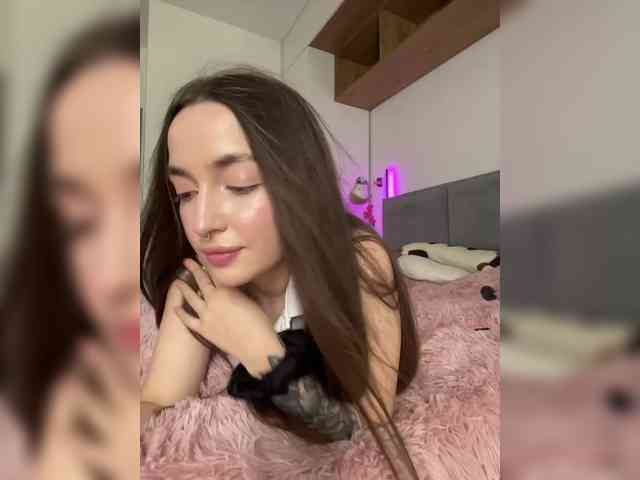 ChloeMeow webcam