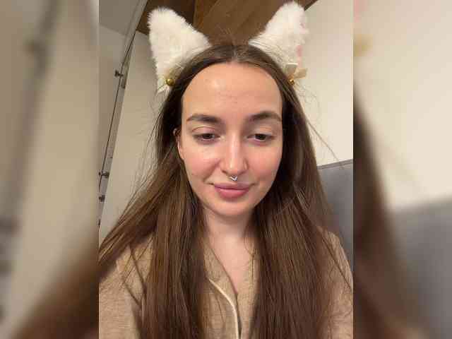 ChloeMeow webcam