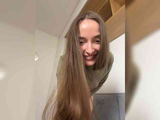 ChloeMeow webcam