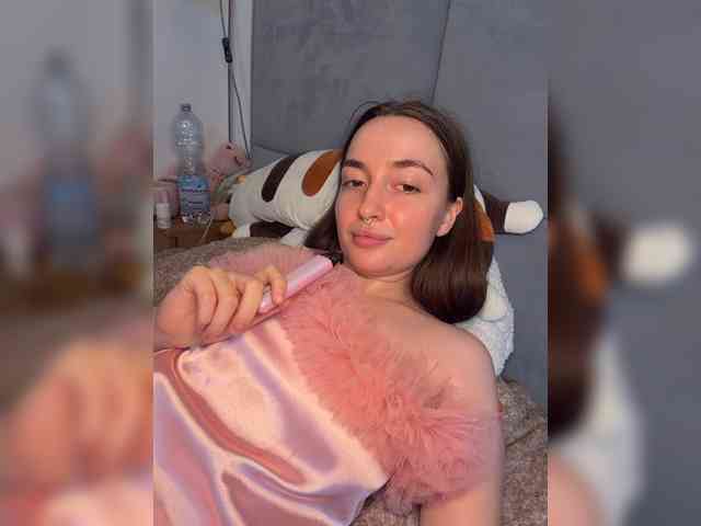 ChloeMeow webcam