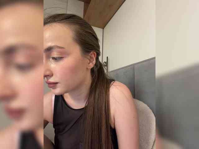 ChloeMeow webcam