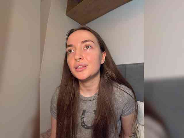 ChloeMeow webcam
