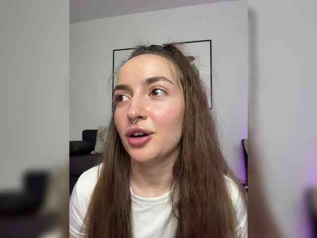 ChloeMeow webcam