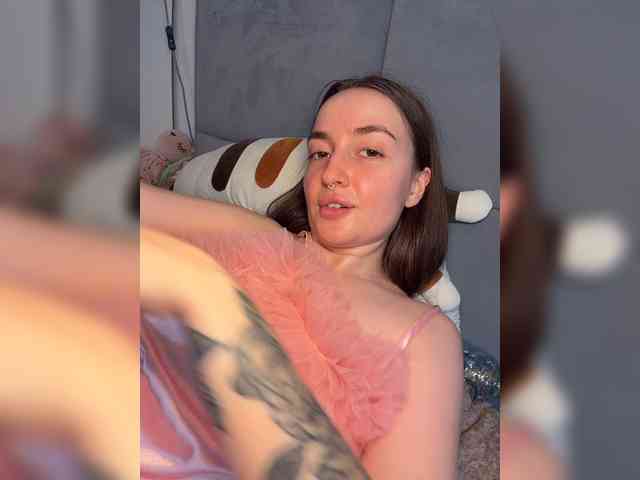 ChloeMeow webcam