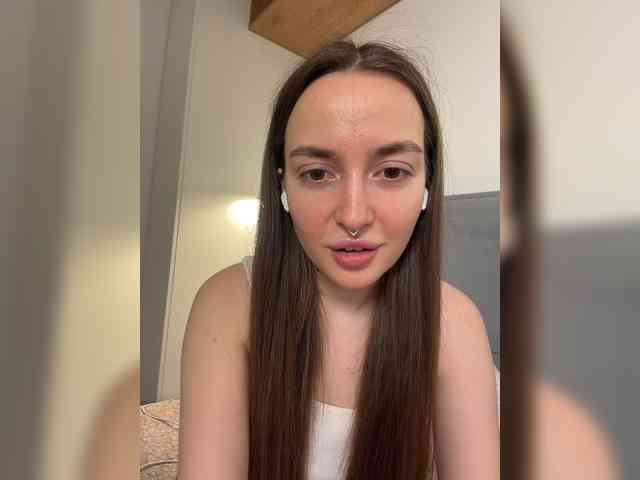 ChloeMeow webcam